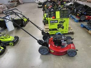 lot 495 image: TORO 21442 22 in. Recycler Briggs & Stratton High Wheel FWD Gas Walk Behind Self Propelled Lawn Mower (MISSING BAGGER)