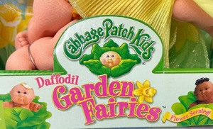 lot 29 image: Cabbage Patch Kids Daffodil Garden Fairies 1998 Christa Daffodil NEW