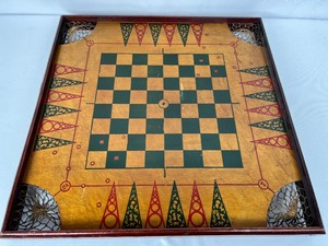 lot 115 image: Antique Early 1900S Archarena Crown and Carrom Combination Game Board with pieces