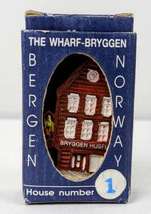 lot 128 image: Vintage Ceramic Handmade Bryggen Bergen House- Norway