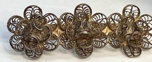 lot 194 image: Three Pairs Vintage Dangle Screw Back Earrings and Filagree Pin