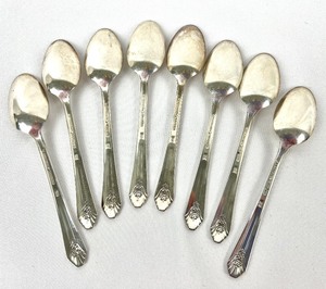 lot 161 image: Set of Eight Vintage Wm. Rogers IS Silver-Plate Teaspoons Imperial Pattern