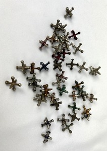 lot 272 image: Antique Embossing Company Dominoes From 1930s and Antique Jacks 45 ct