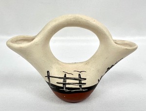 lot 314 image: Five Assorted Native Vessels From The Southwest