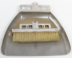 lot 217 image: Royal Rochester Crumb Sweeper and Pan - Metal Silent Butler