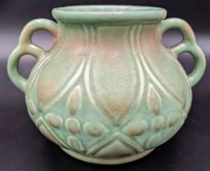 lot 178 image: Vintage Green Double-Handled 5-Inch Vase with McKee Milk Glass Dresser Box