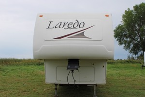 2005 Keystone Laredo 29GR 5th Wheel Camper