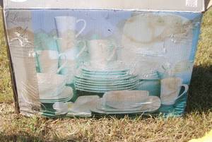 New in boxes 34pc porcelain dish se...