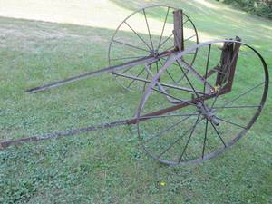 Antique wagon frame and axle w whe...