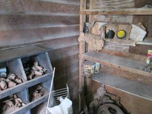 Corner lot in barn includes clay pi...