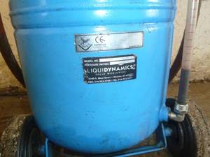 lot 29 image: Liquidynamics Fluid Evacuator