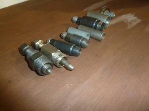 lot 82 image: Transmission Seal RemoversInstallers