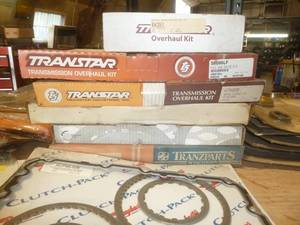 lot 139 image: Transmission Rebuild Gasket Kits