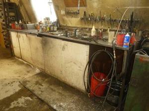 lot 149 image: Heavy Duty Steel Work Bench