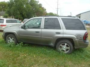 lot 157 image: 2008 Chevy Trail Blazer 4WD
