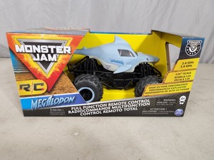 New Monster Jam 124 Scale RC Megalodon
