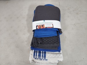 New Chicago Metallic 9 Piece Kitchen Textile Set