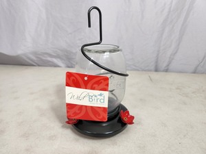 New Wild Bird Glass and Metal Hummingbird Feeder