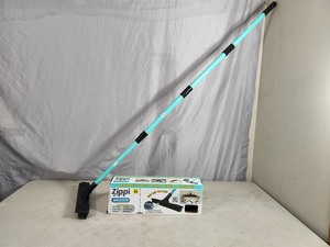 New Zippi Broom