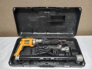 lot 11 image: DEWALT QUICK DRIVE KIT
