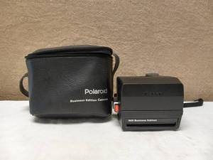 lot 58 image: VINTAGE POLAROID BUSINESS EDITION CAMERA