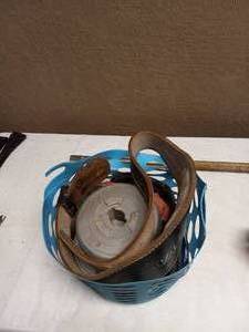 lot 73 image: EXERCISE EQUIPMENT