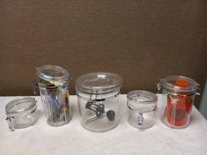 lot 79 image: 5 REUSABLE JARS WMETAL LATCH & BARTENDER TOOLS