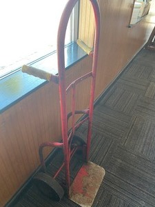 lot 118 image: Moving Dolly