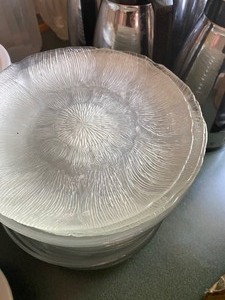 lot 57 image: 19 Salad Plates
