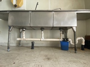 lot 18 image: 9 FT SS COMMERCIAL SINK  3 BASINSDRAINS, NSF