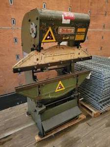 Di-Arco Press Brake - 12 Ton, 18 gauge, 48