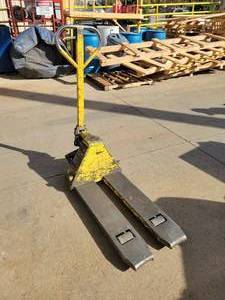 Multiton Narrow Pallet Jack - 18 Wide x 32 Long - Works