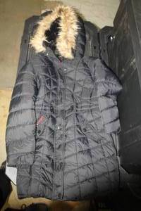 Canada Weather Gear Eighteen Ninety Five Size Medium Ladies Parka