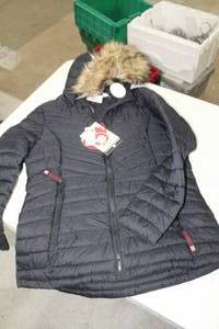 Canada Weather Gear Size Large Ladies Fur Hood Jacket