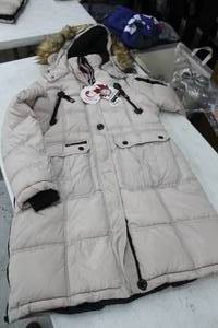 Canada Weather Gear Size Medium Ladies Fur Hood Parka