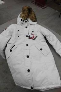 Canada Weather Gear Size Medium Ladies Fur Hood Parka