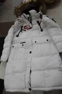 Canada Weather Gear Size Large Ladies Fur Hood Parka