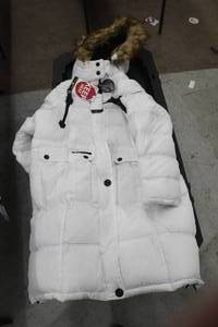 Canada Weather Gear Size Large Ladies Jacket