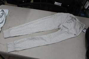Lot of (7) Reebok Size Small Sleepware