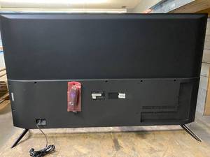 lot 976 image: WR55UT4009 WESTINGHOUSE 55 UHD ROKU SMART TV WHDR (TECHNICIAN TESTED LIKE NEW)