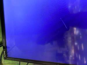 lot 988 image: E4AA50R ELEMENT 50 4K UHD HDR10 ROKU TV (TECHNICIAN TESTED LIKE-NEW, SCRATCHES)