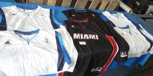6 basketball sleeveless shirtsjerseys Adult Large