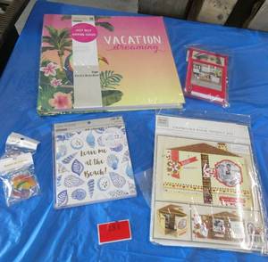 PhotoScrapbook items