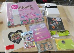PhotoScrapbook items