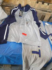 Mens Large sweat pants and large sweatshirt