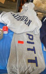 Mens Medium sweat pants and sweatshirt