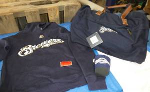 Milwaukee Brewers Bag, can koozie and kids Medium hoodie