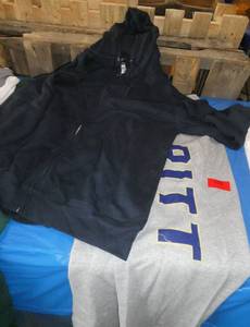 Mens Large zip front hoodie and sweatpants