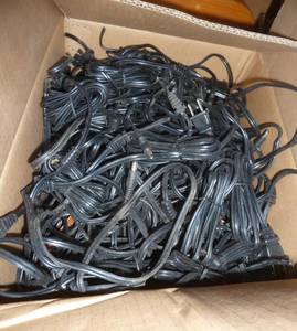 Box of 75 wiring plugs