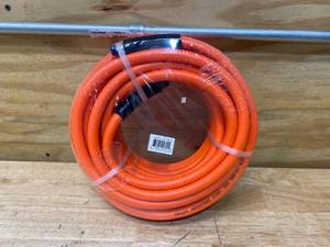 VALLEY INDUSTRIES- AIR HOSE, THERMOPLASTIC RUBBER, 38 X 50, 300 PSI W.P., HI-VIZ ORANGE